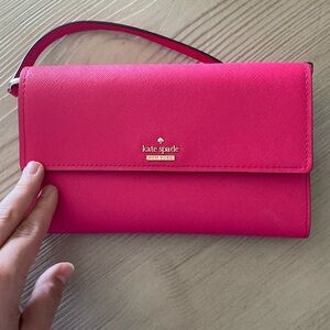 Kate spade crossbody wallet